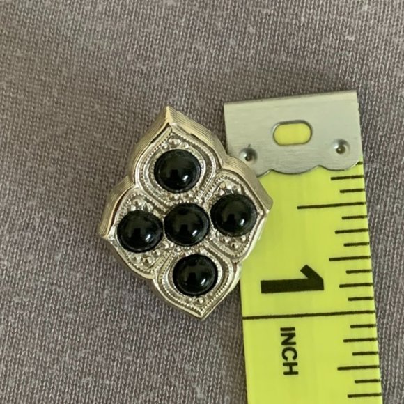 2/$20 Silver/Black Beaded Necklace and Earring set - Picture 8 of 8